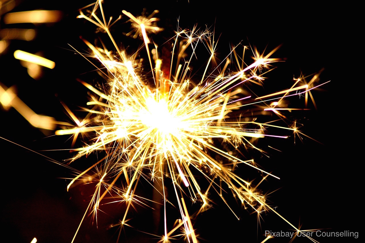 sparkler-477598_1280